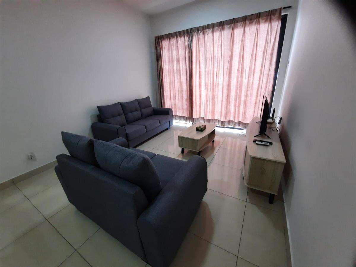 Raffles Suite 1 Bedroom Homestay Skudai Ngoại thất bức ảnh